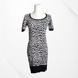 Ann Taylor Size XSP Dress Knit Black and White Spots and Stripes